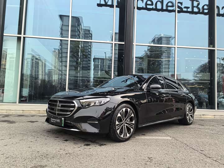 Фото 1 - Mercedes-Benz E-Class Hybrid