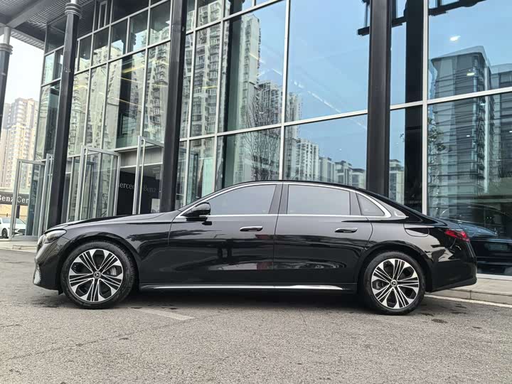 Фото 2 - Mercedes-Benz E-Class Hybrid