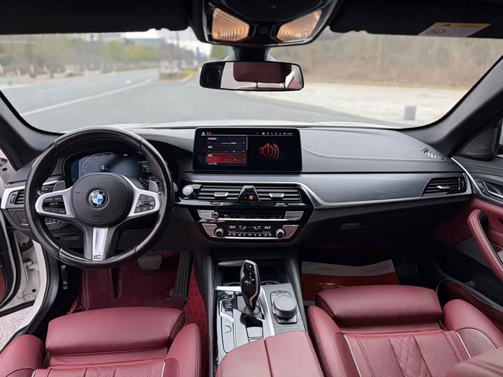 Фото 4 - BMW 5 Series