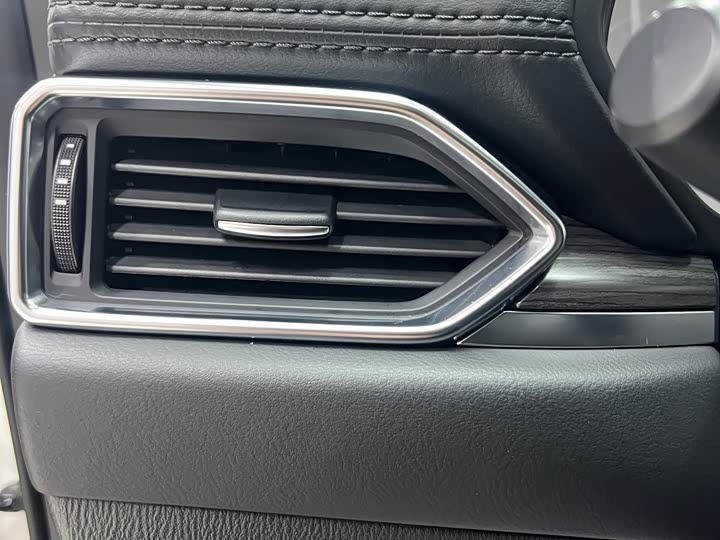 Фото 8 - Mazda CX-5