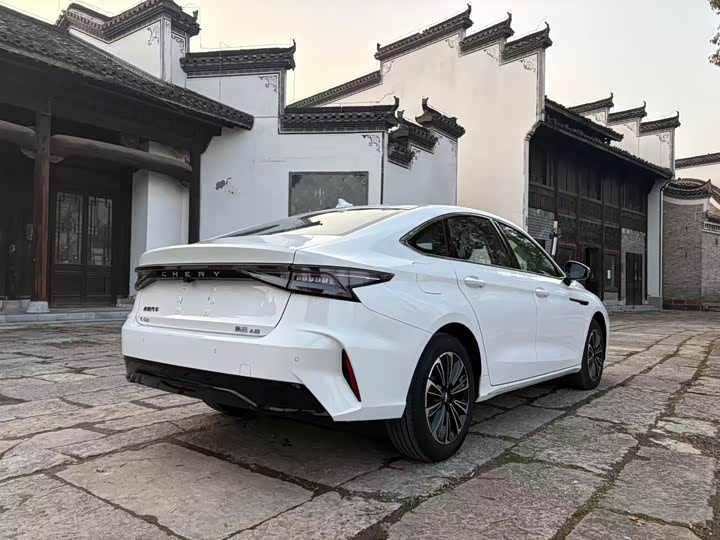 Фото 7 - Chery Fulwin A8