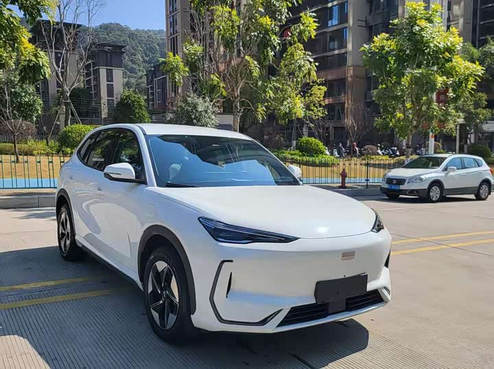 Фото 3 - Geely Galaxy E5