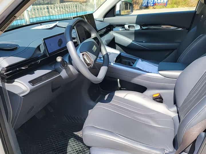 Фото 4 - Geely Galaxy E5