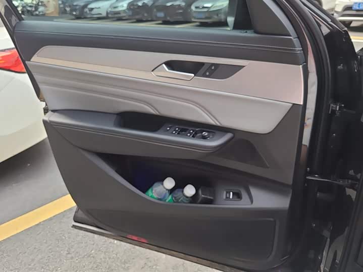 Фото 7 - Volkswagen Tavendor