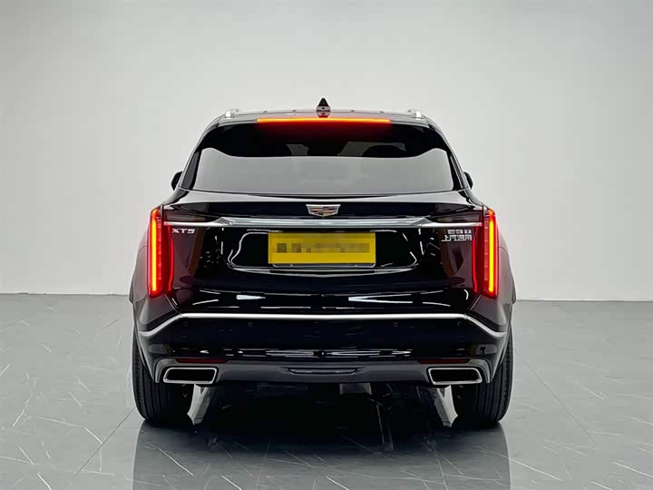 Фото 5 - Cadillac XT5
