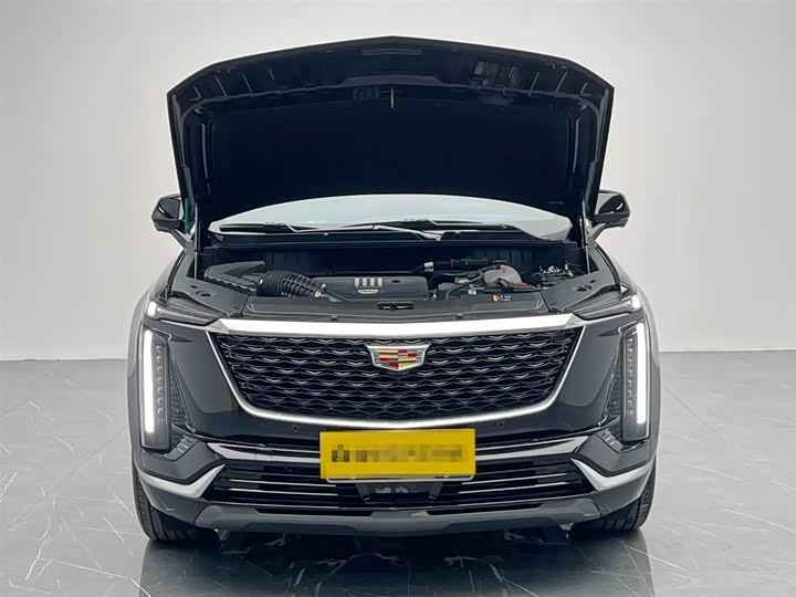 Фото 9 - Cadillac XT5
