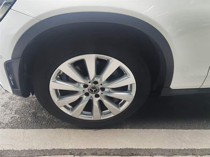 Фото 8 - Mercedes-Benz GLC-Class Coupe