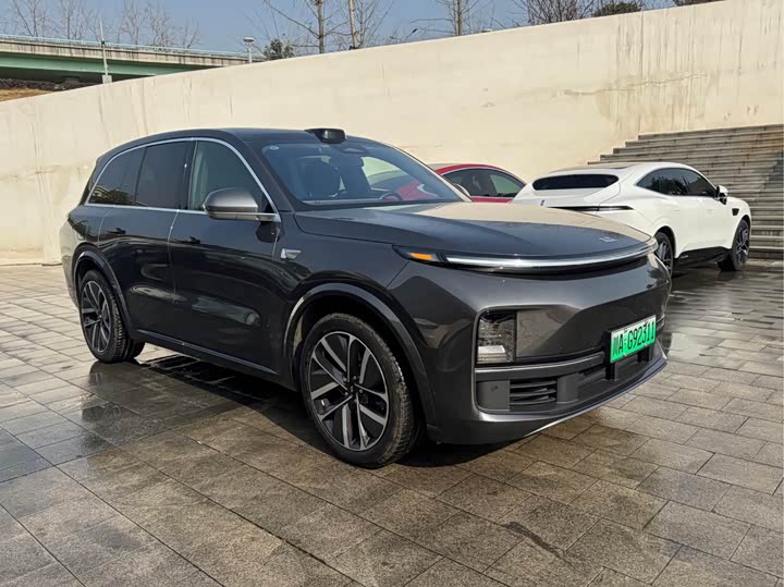 Фото 3 - LiXiang L8