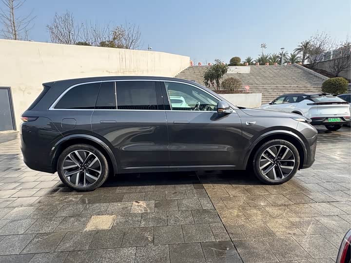 Фото 4 - LiXiang L8