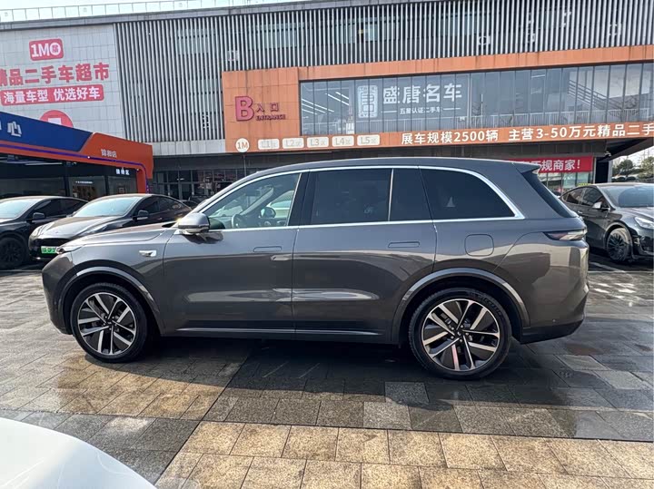 Фото 7 - LiXiang L8