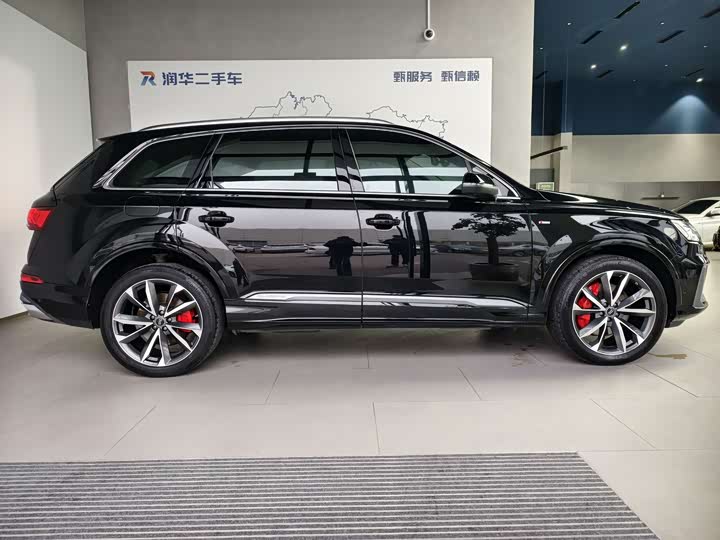 Фото 3 - Audi Q7