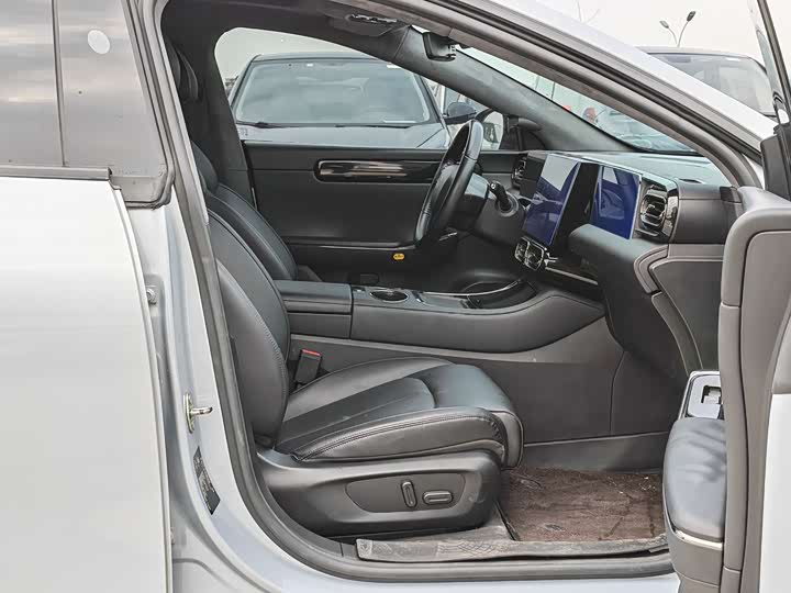 Фото 8 - Leapmotor C01