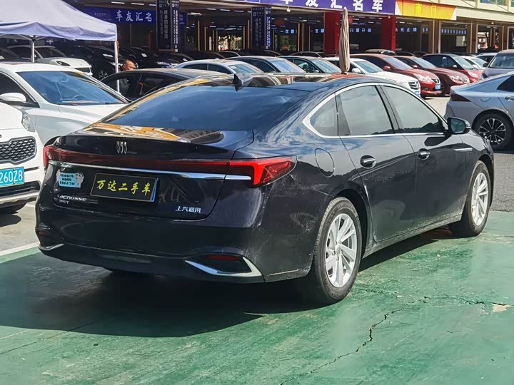 Фото 6 - Buick LaCrosse