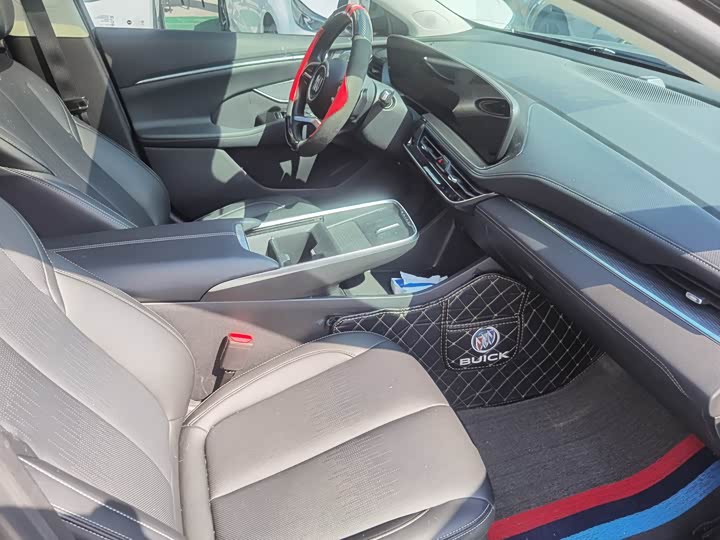 Фото 9 - Buick LaCrosse