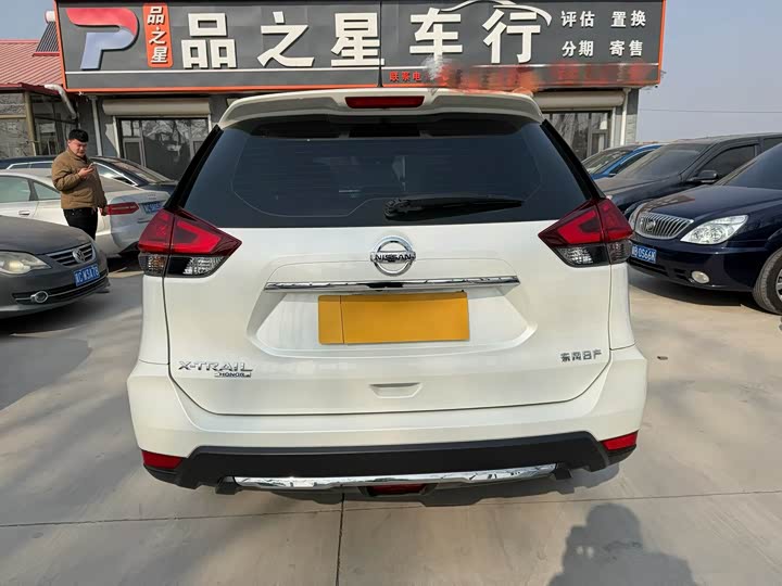 Фото 8 - Nissan X-Trail