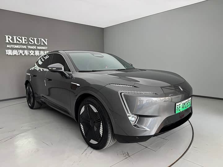 Фото 2 - Avatr 11