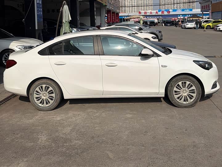 Фото 3 - Buick Excelle