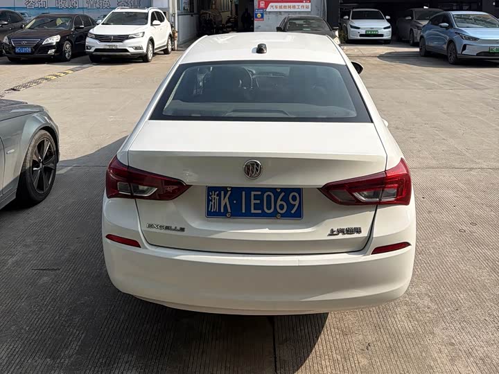 Фото 4 - Buick Excelle