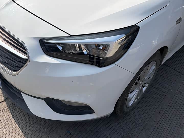 Фото 5 - Buick Excelle