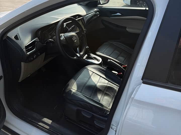 Фото 9 - Buick Excelle