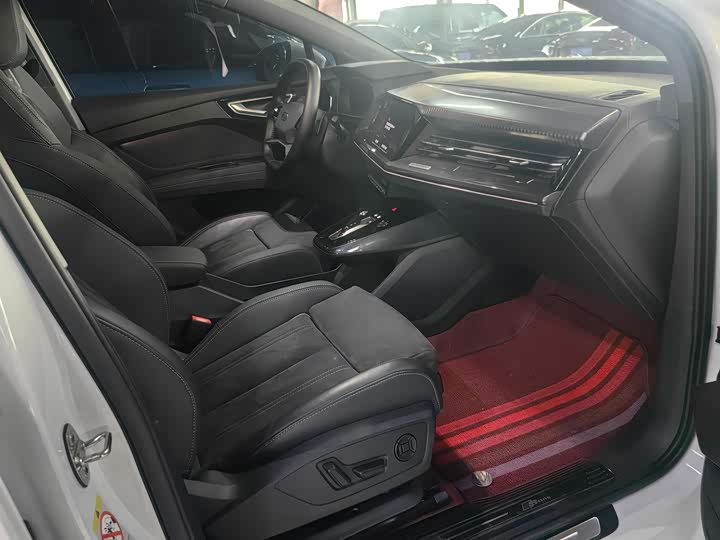 Фото 7 - Audi Q4 e-tron