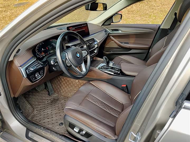 Фото 7 - BMW 5 Series