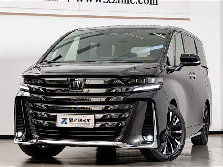 Фото 3 - Toyota Vellfire