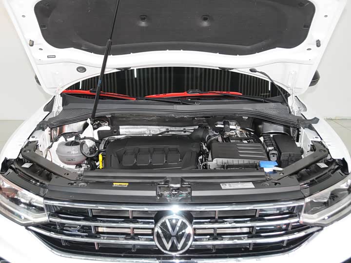 Фото 6 - Volkswagen Tiguan X