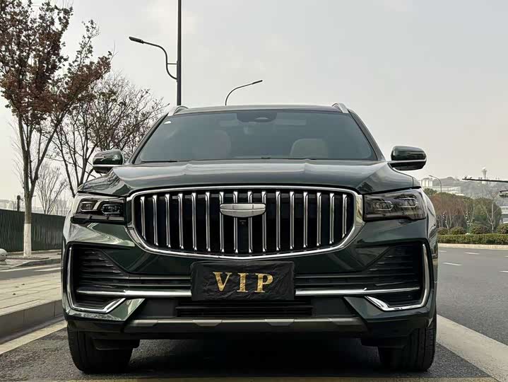 Фото 2 - Geely Monjaro