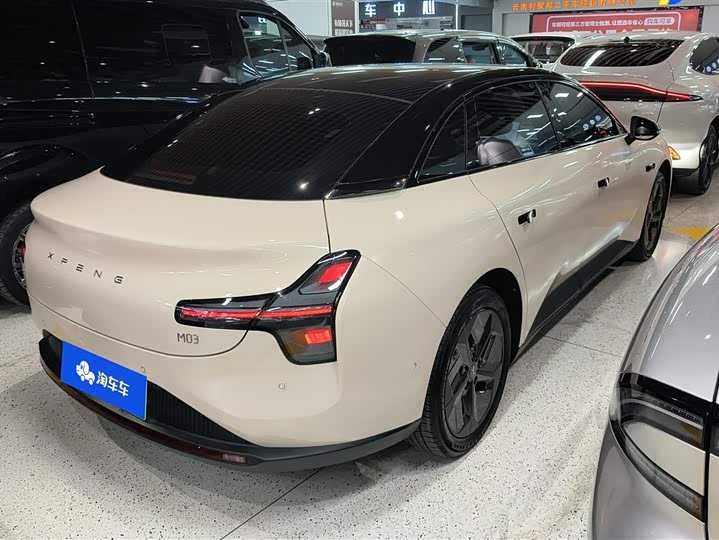 Фото 3 - XPeng Mona M03