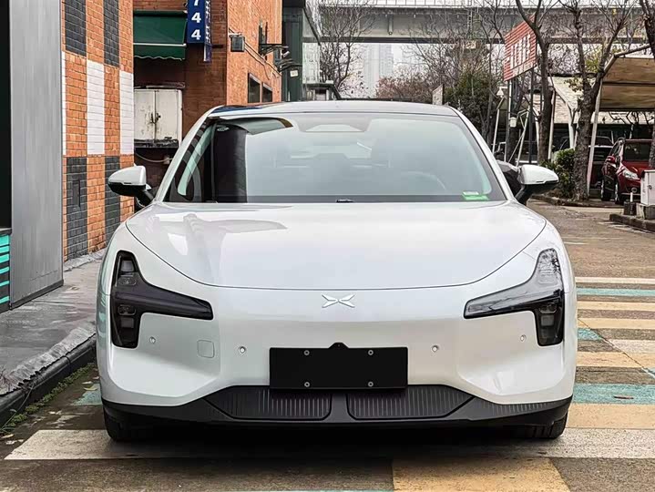 Фото 2 - XPeng Mona M03