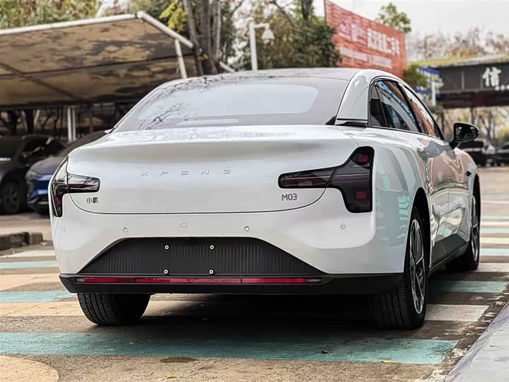 Фото 6 - XPeng Mona M03