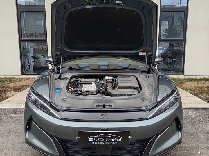 Фото 2 - BYD Han L