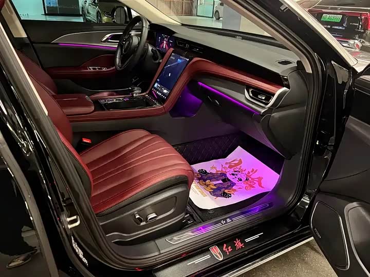 Фото 4 - Hongqi H5