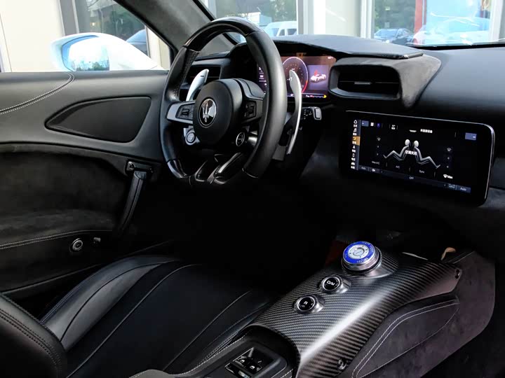 Фото 7 - Maserati MC20