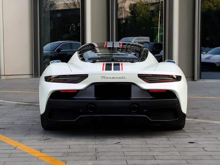 Фото 8 - Maserati MC20