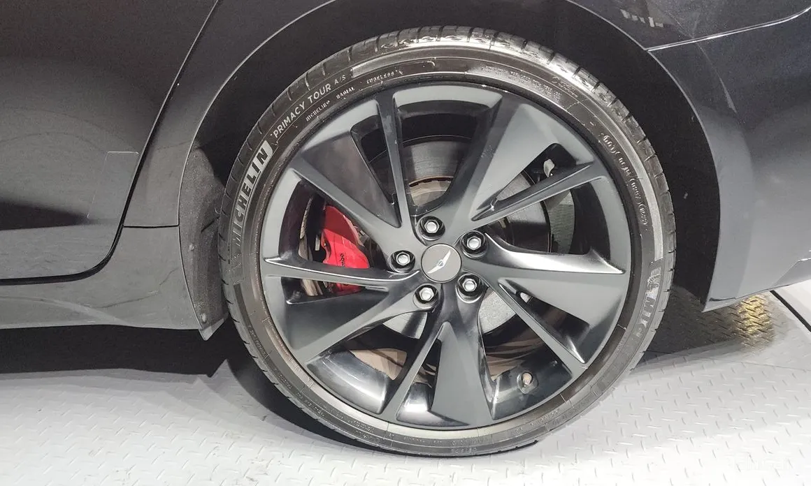 Genesis G70 2020 Gasoline 3.3T 2WD