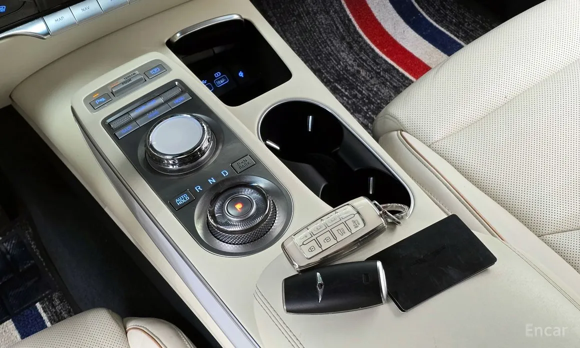 Фото 9 - Genesis GV70