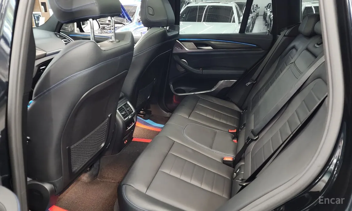 Фото 11 - BMW iX3