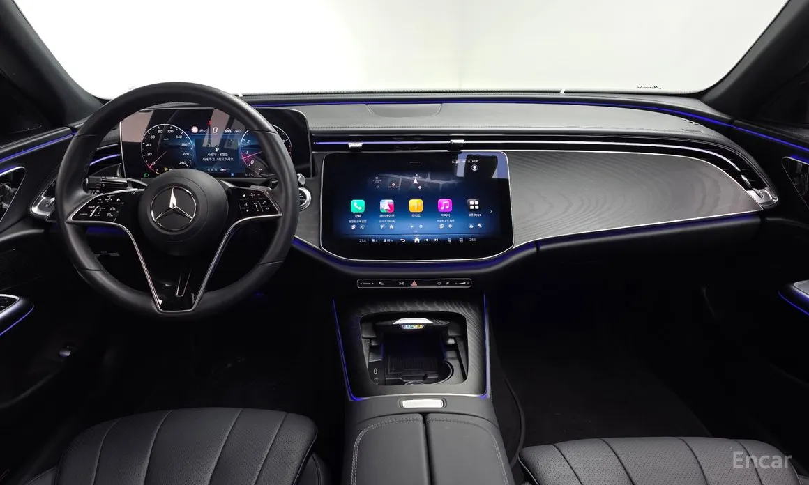 Mercedes-Benz E-Class 2024 E200 Avantgarde