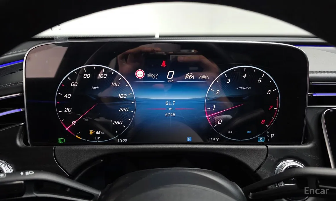 Mercedes-Benz E-Class 2024 E200 Avantgarde