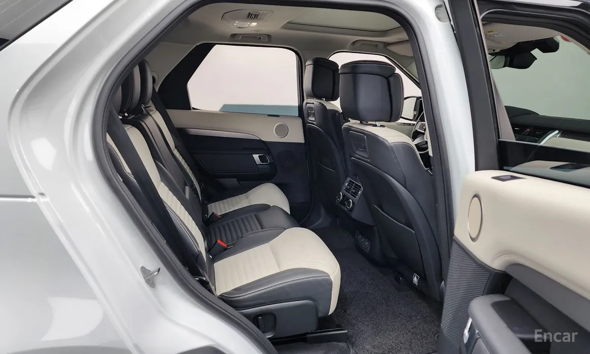 Фото 12 - Land Rover Discovery