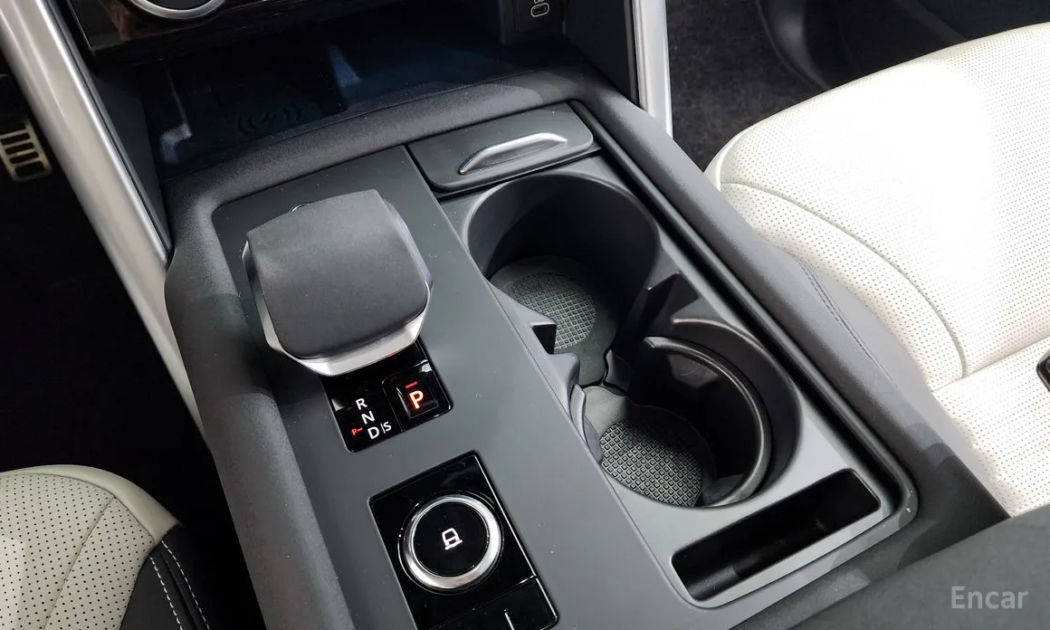 Фото 9 - Land Rover Discovery