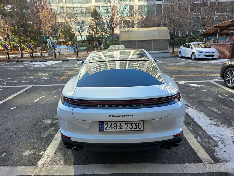 Фото 6 - Porsche Panamera