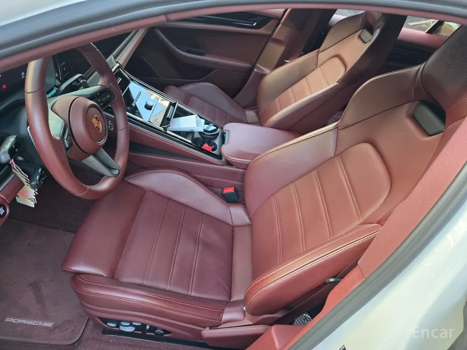 Фото 9 - Porsche Panamera