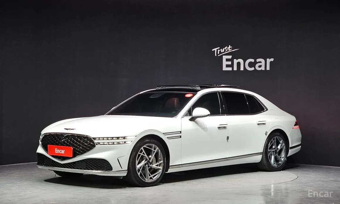 Фото 1 - Genesis G90