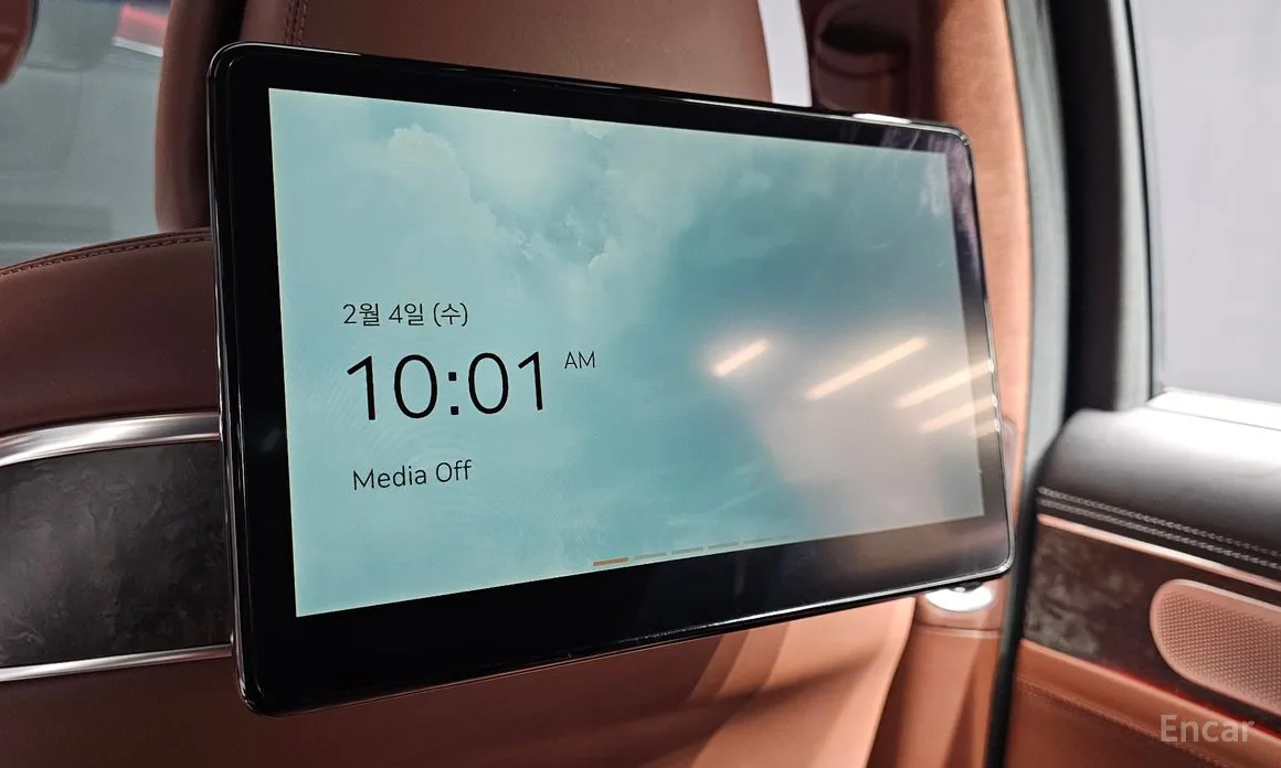 Фото 18 - Genesis G90