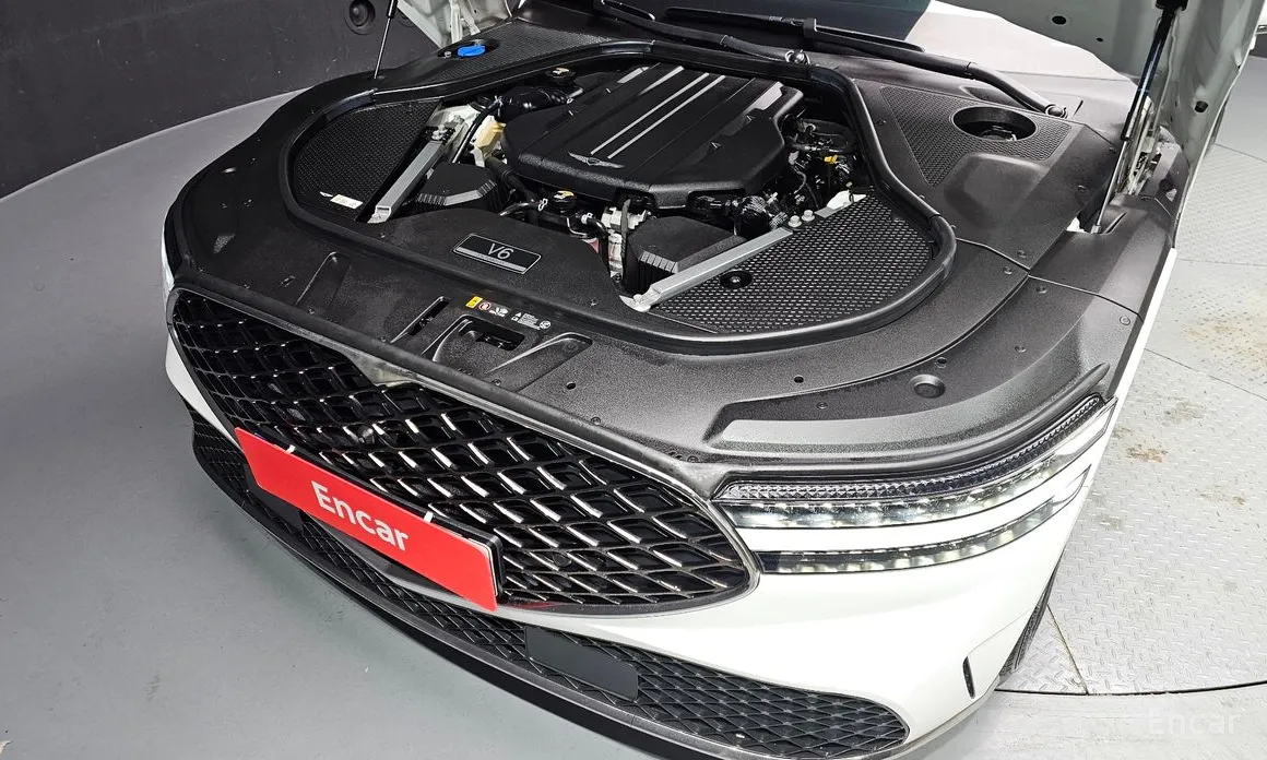 Фото 6 - Genesis G90