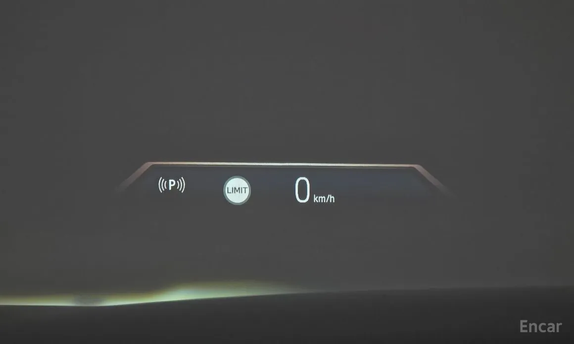 Фото 14 - BMW 7 Series