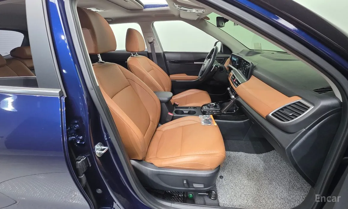 Фото 10 - Kia Seltos